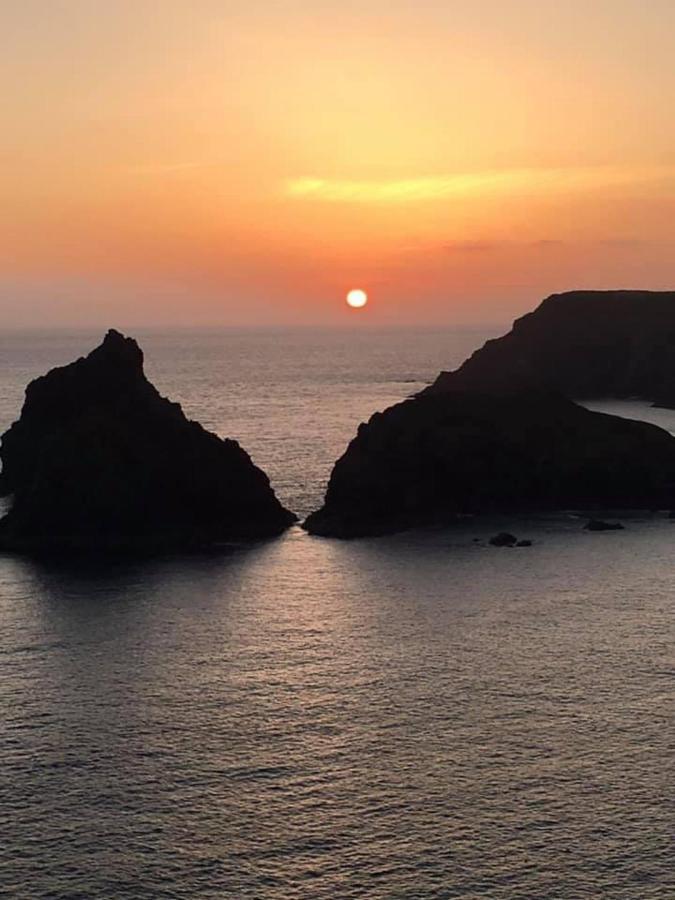 Wellspring Cottage Nr Kynance Cove Lizard Εξωτερικό φωτογραφία